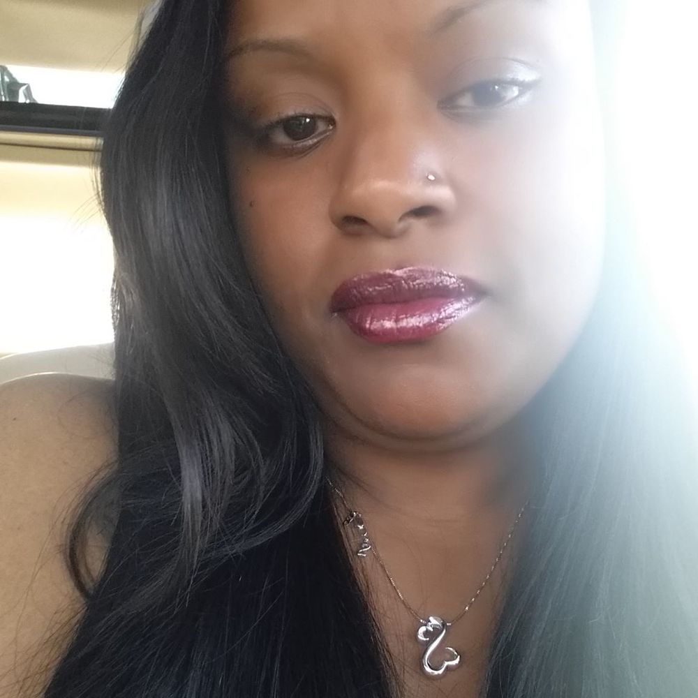 Meet your Posher, Charleen